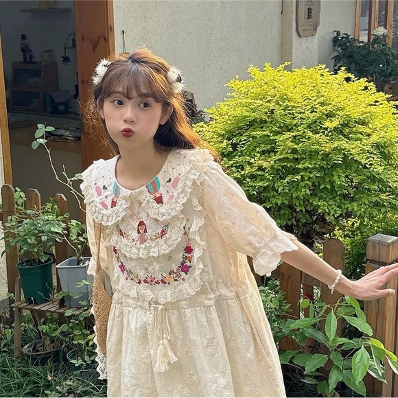 Unbleached Cotton Embroidered Dress, Summer Short Sleeve, Fits 90–160 lbs - Picture 11 of 12